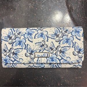 Blue and White Butterfly Print Women's Clutch
